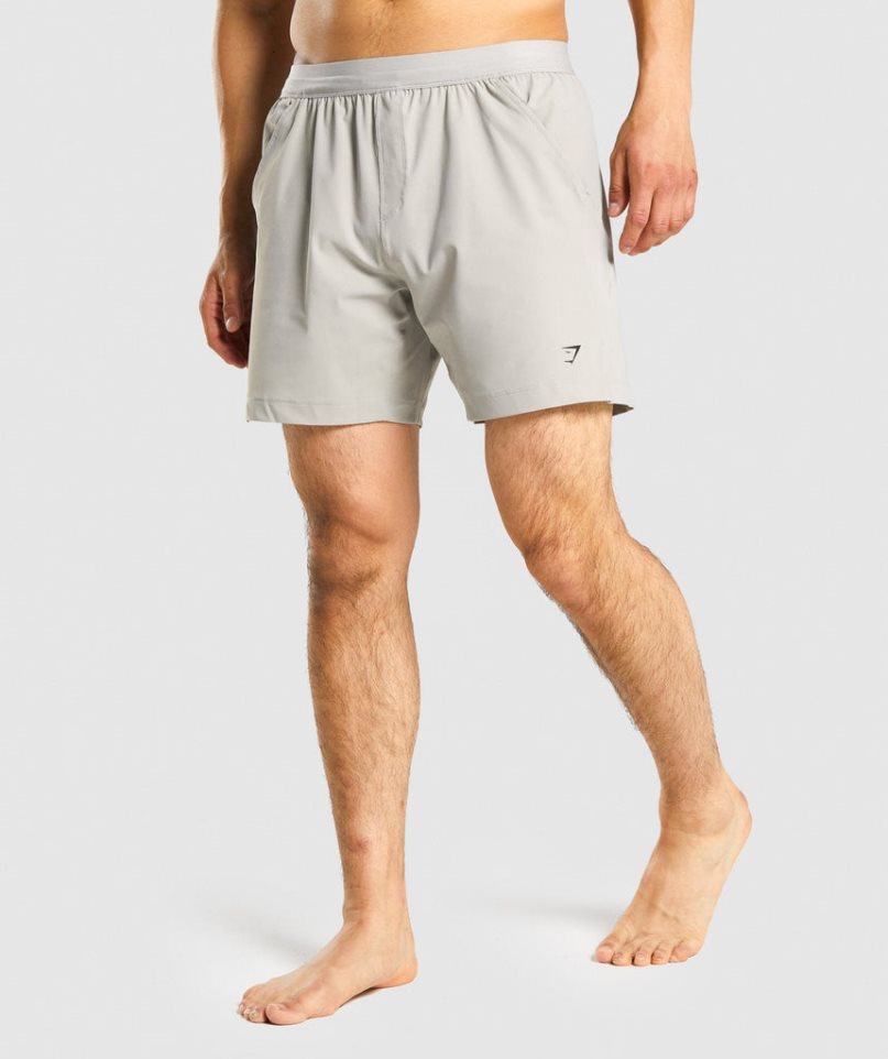 Men\'s Gymshark Studio Shorts Light Grey | NZ 3PFAEV